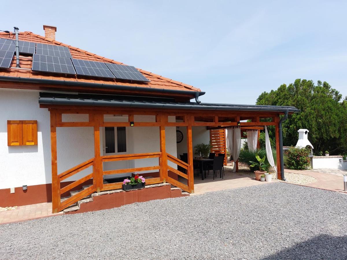 Tulipan Vendeghaz Apartament Sárospatak