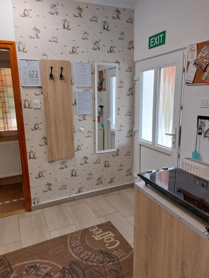 Apartament Tulipan Vendeghaz *