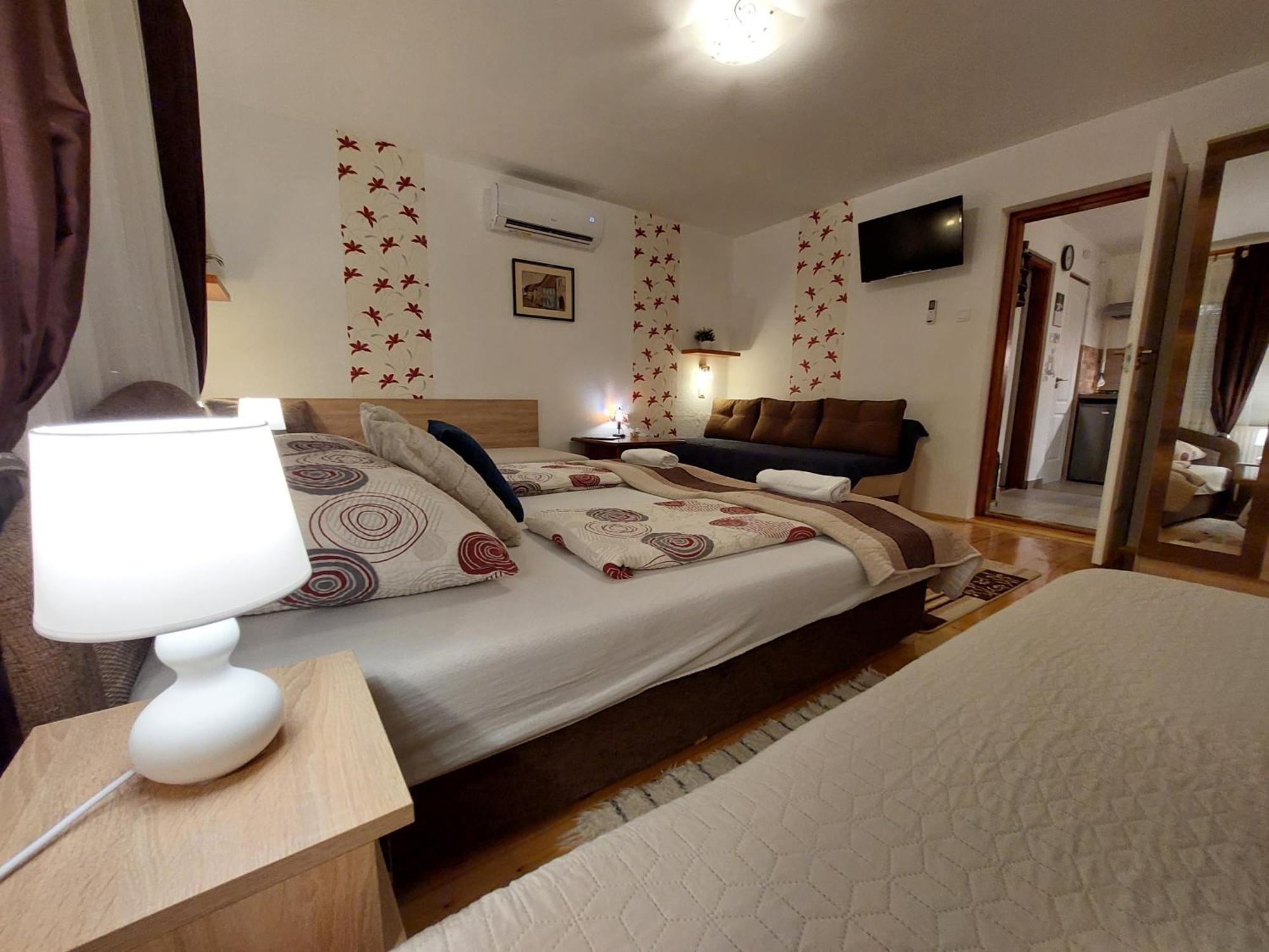 Tulipan Vendeghaz Apartament *