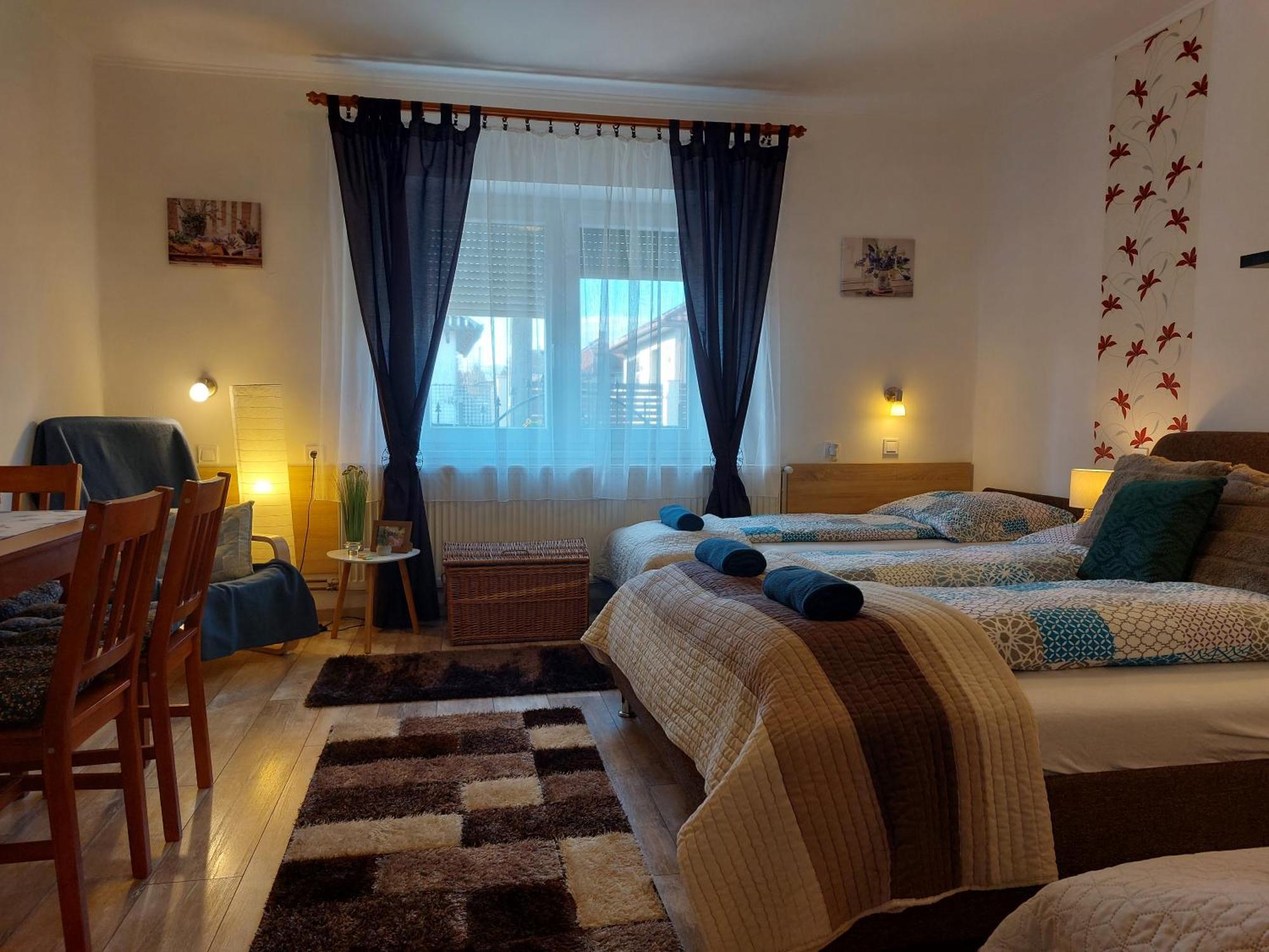 Tulipán Apartman